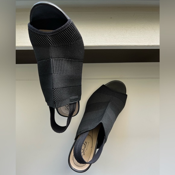 Life Stride Black Heels, size 8.5 (like new, excellent condition) - Picture 9 of 14